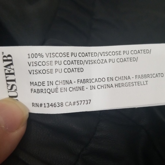 🆕️ JustFab vegan leather joggers L - Picture 7 of 7